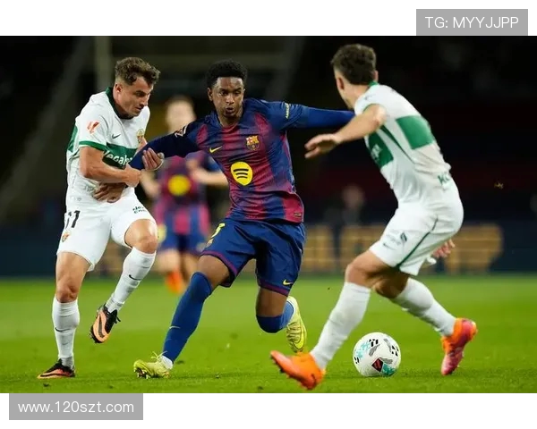 西甲冬季比赛使用的官方比赛用球:赛事与球员的必备装备