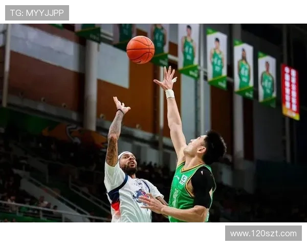 球探足球即时比分直播与CBA直播:综合比较足球比分和CBA赛事的实时更新 球探足球即时比分直播与CBA直播:综合比较足球比分和CBA赛事的实时更新